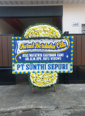 Papan Bunga Duka di Penggoli